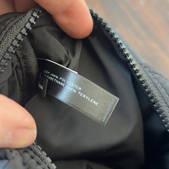 Marc Jacobs small quilted clutch bag - Picture 6 of 7